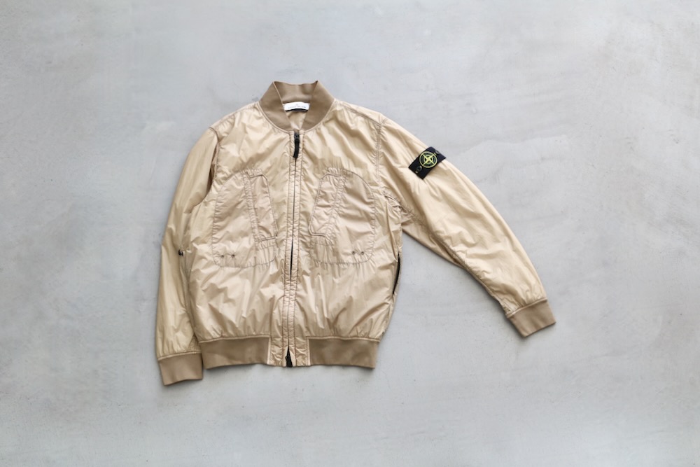 STONE ISLAND(���ȡ��󥢥����� ) "PACKABLE_GARMENT DYED MICRO YARN WITH PRIMALOFT TC BLOUSON"
