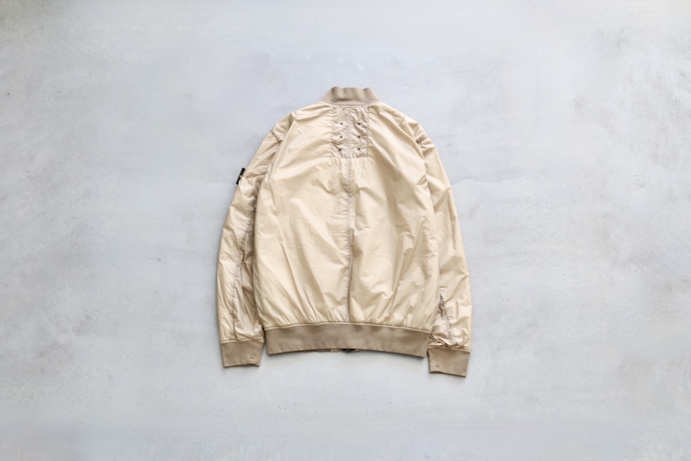 STONE ISLAND(���ȡ��󥢥����� ) "PACKABLE_GARMENT DYED MICRO YARN WITH PRIMALOFT TC BLOUSON"