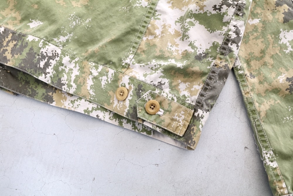 ts(s) (�ƥ�����������) "Double Flap Pocket Short Jacket -Garment Dye Camo Print Cotton Cloth"