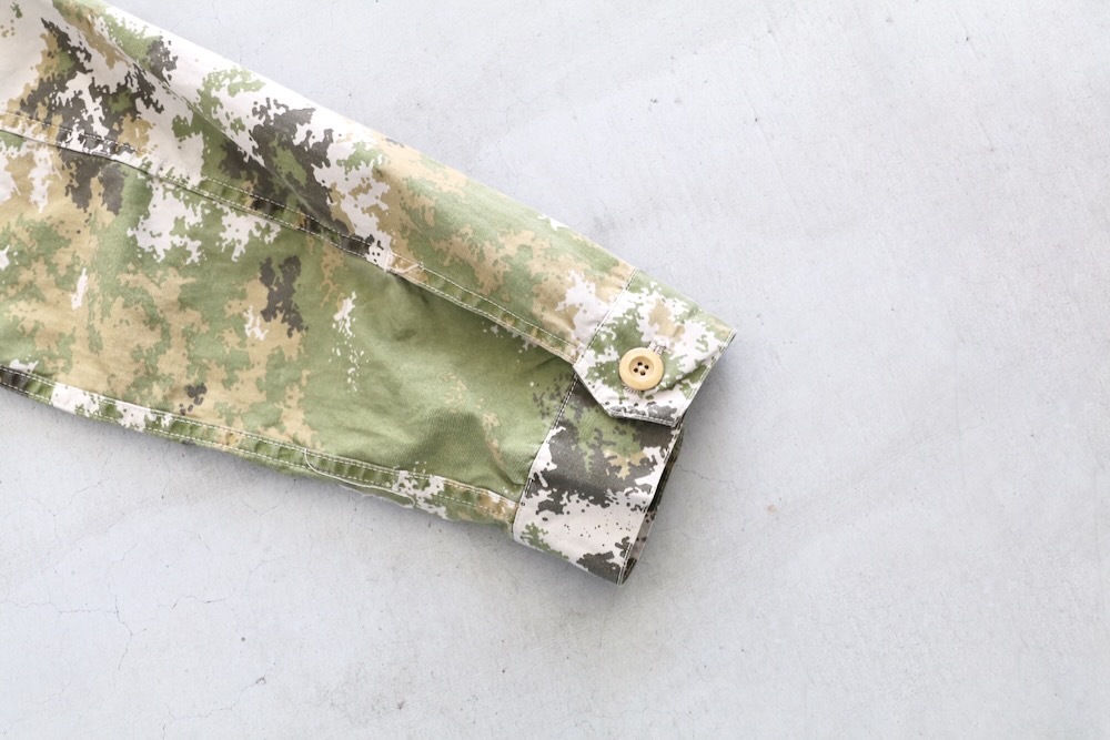 ts(s) (�ƥ�����������) "Double Flap Pocket Short Jacket -Garment Dye Camo Print Cotton Cloth"