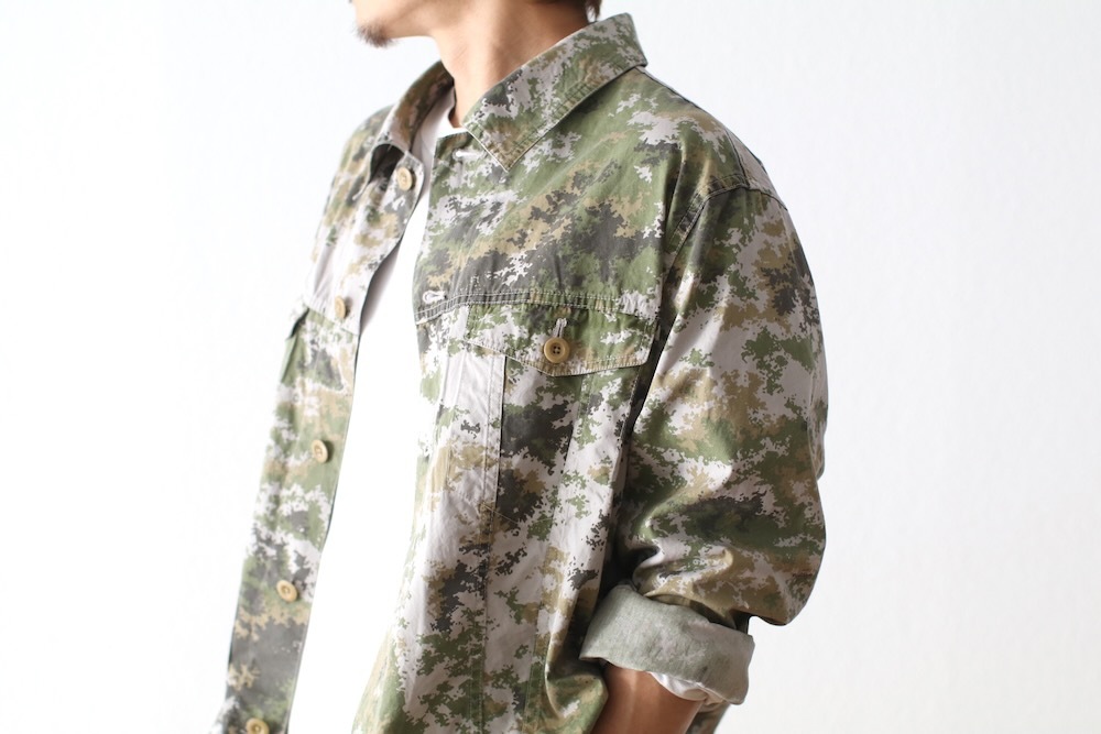 ts(s) (�ƥ�����������) "Double Flap Pocket Short Jacket -Garment Dye Camo Print Cotton Cloth"