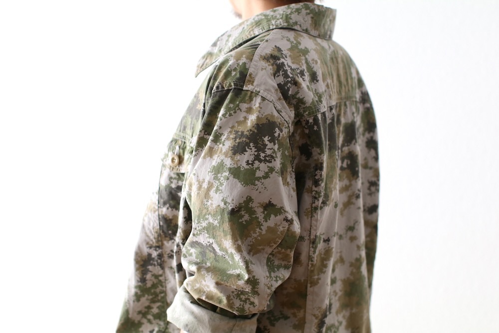 ts(s) (�ƥ�����������) "Double Flap Pocket Short Jacket -Garment Dye Camo Print Cotton Cloth"