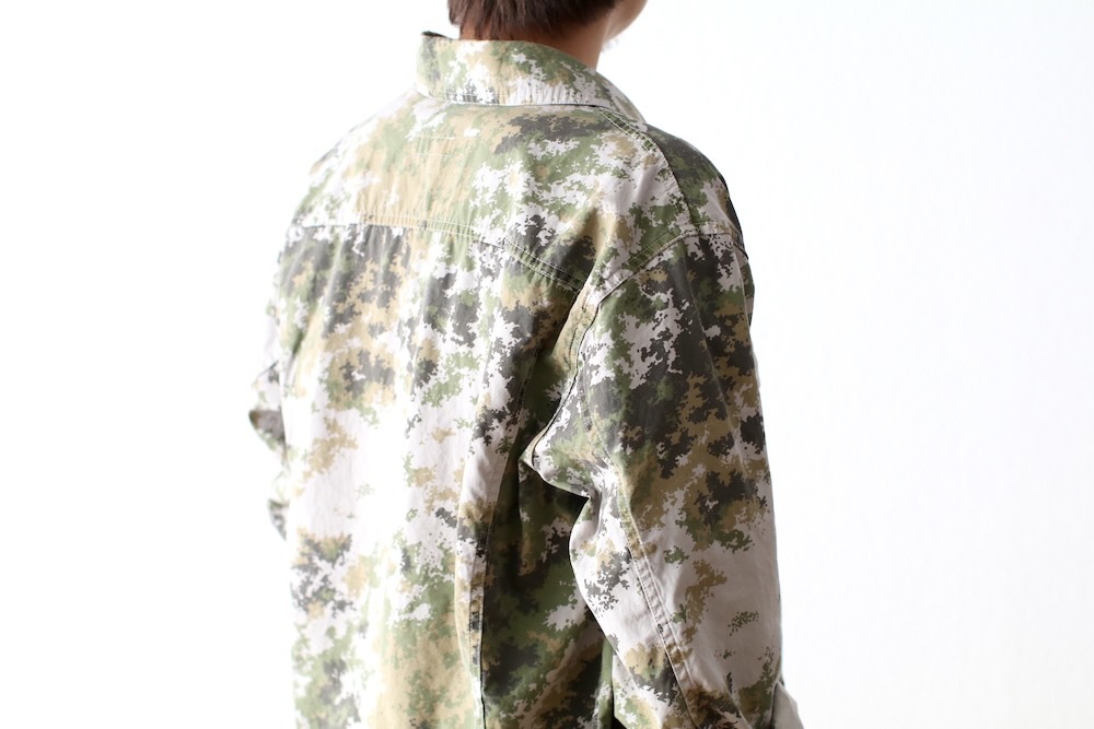 ts(s) (�ƥ�����������) "Double Flap Pocket Short Jacket -Garment Dye Camo Print Cotton Cloth"