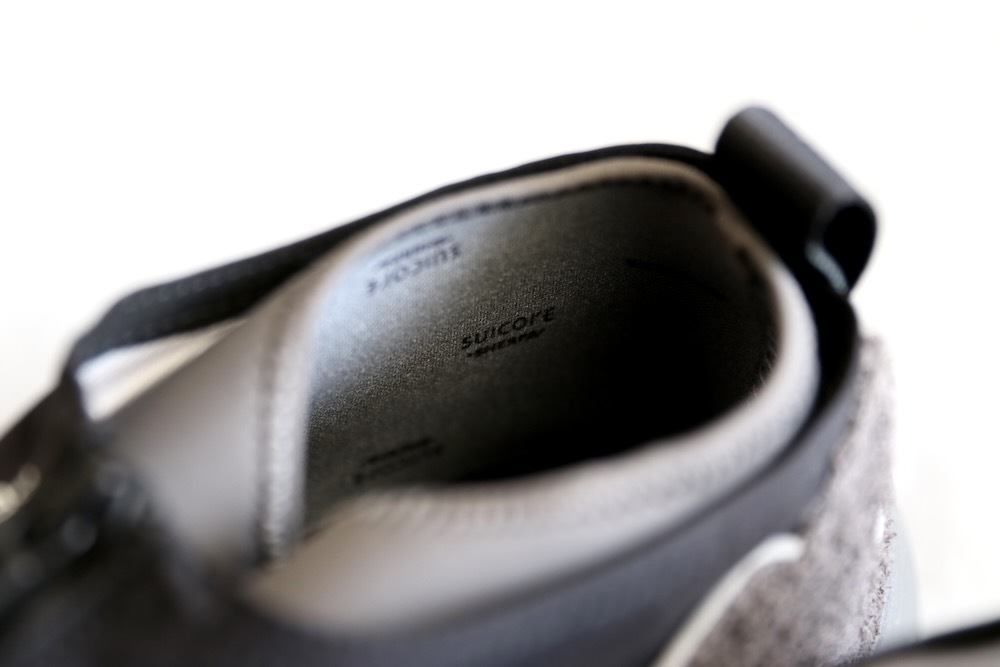 ��limited��F/CE. �� Suicoke(���� �������� �� �������å�) "AKK-ZIP-FCE"