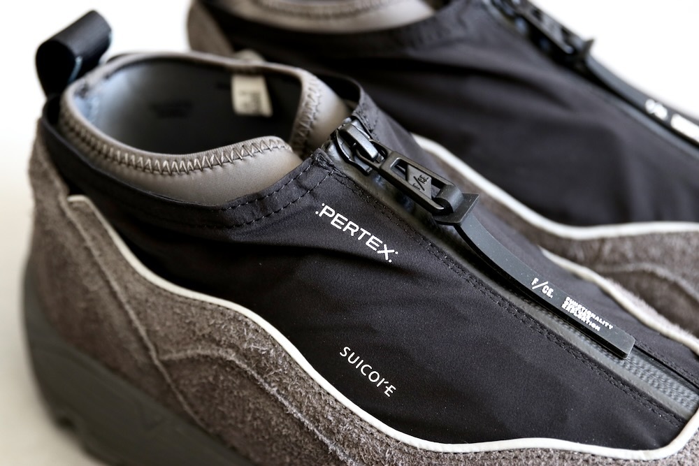 ��limited��F/CE. �� Suicoke(���� �������� �� �������å�) "AKK-ZIP-FCE"