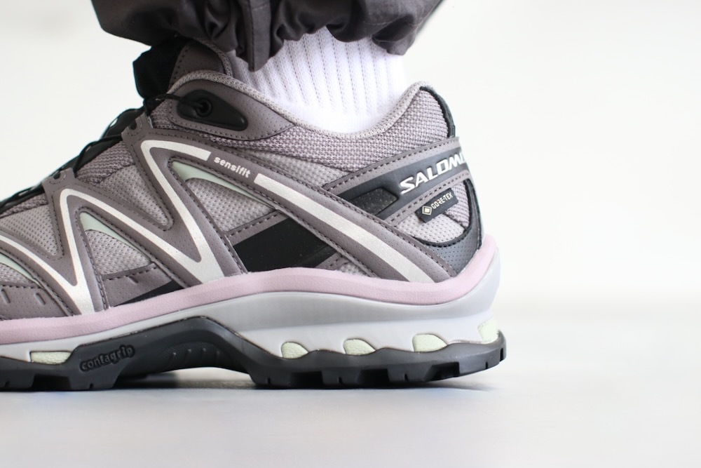 SALOMON(�������)"XT-QUEST GTX Gull/Plum Kitten/Black"