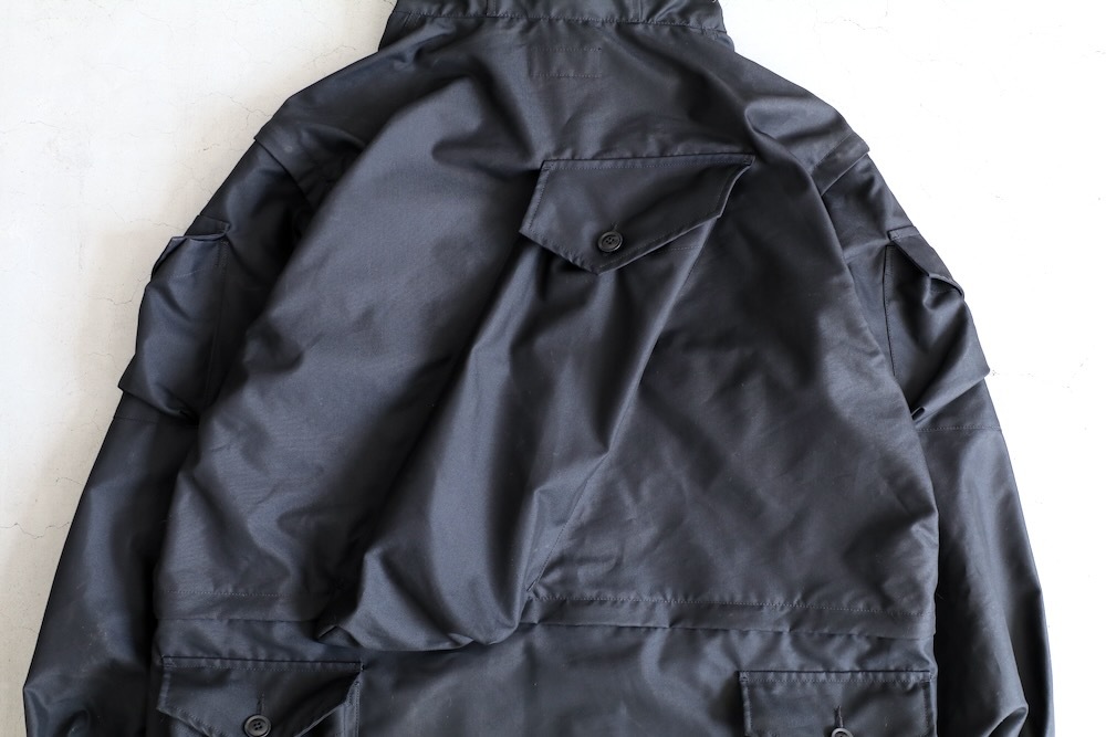 ��2.6 12:00 Release��MODMNT(��ɥ���) "PHOTOGRAPHER JKT"