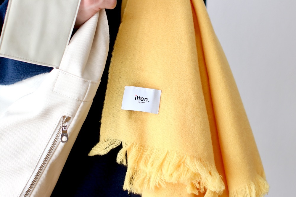 itten.(åƥ) "itten 25 big stole"
