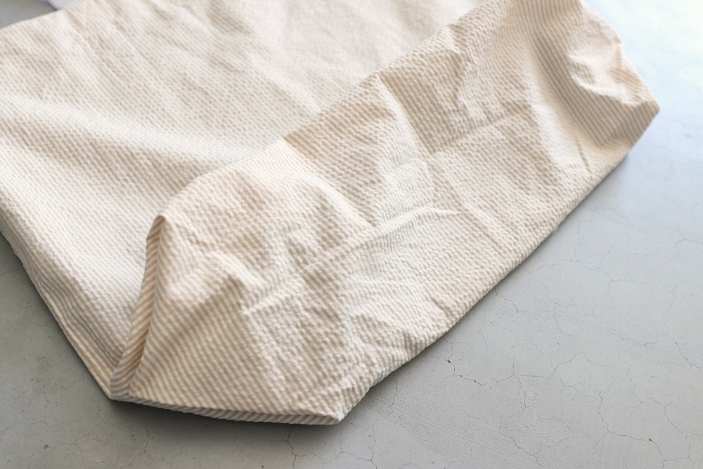 Engineered Garments (󥸥˥ɥ) "CARRY ALL TOTE REVERSIBLE - COTTON SEERSUCKER STRIPE"