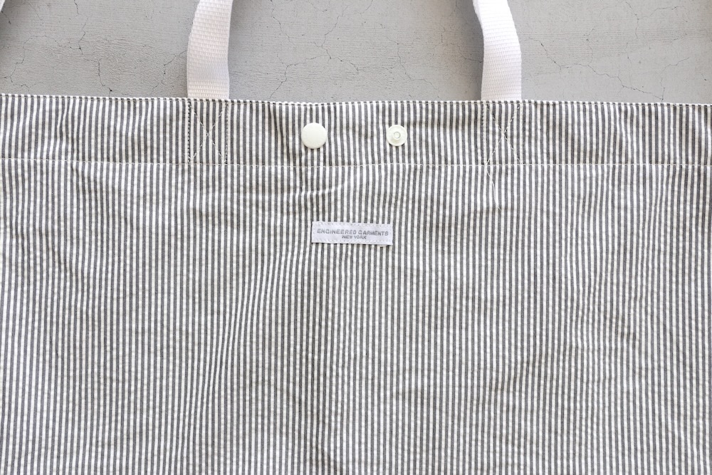 Engineered Garments (󥸥˥ɥ) "CARRY ALL TOTE REVERSIBLE - COTTON SEERSUCKER STRIPE"