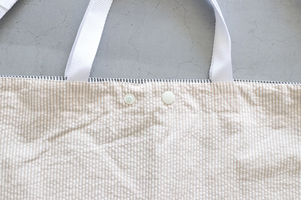 Engineered Garments (󥸥˥ɥ) "CARRY ALL TOTE REVERSIBLE - COTTON SEERSUCKER STRIPE"