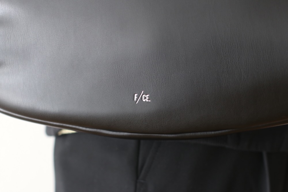 F/CE.( ���ե�������) "TECH LEATHER BIG SHOULDER TOTE"