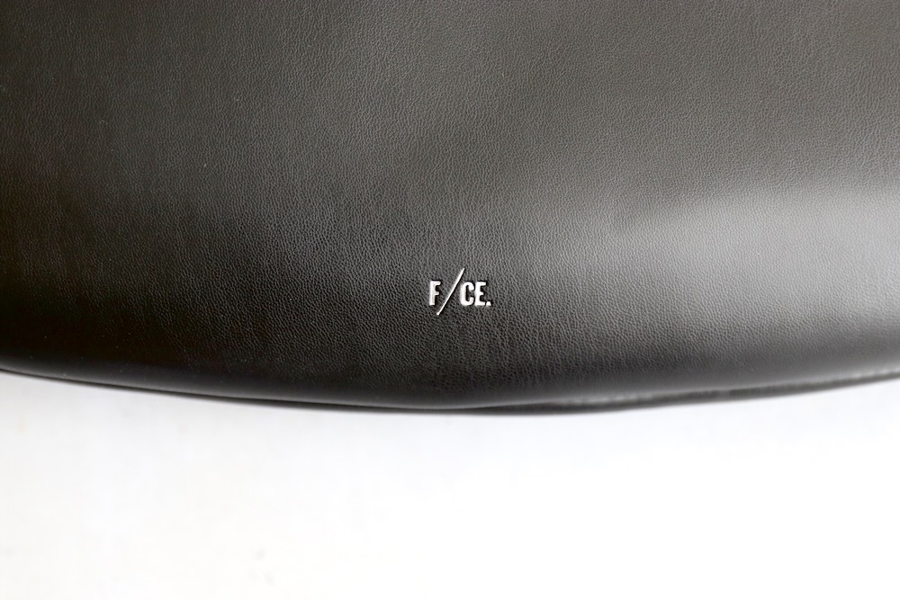 F/CE.( ���ե�������) "TECH LEATHER BIG SHOULDER TOTE"