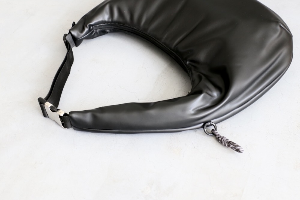 F/CE.( ���ե�������) "TECH LEATHER BIG SHOULDER TOTE"