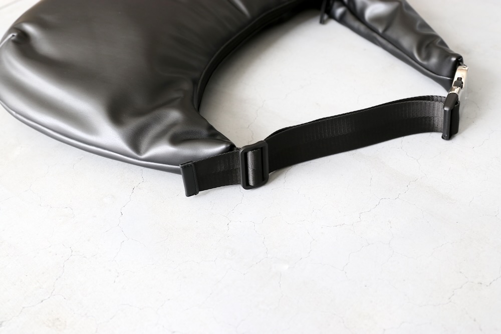 F/CE.( ���ե�������) "TECH LEATHER BIG SHOULDER TOTE"