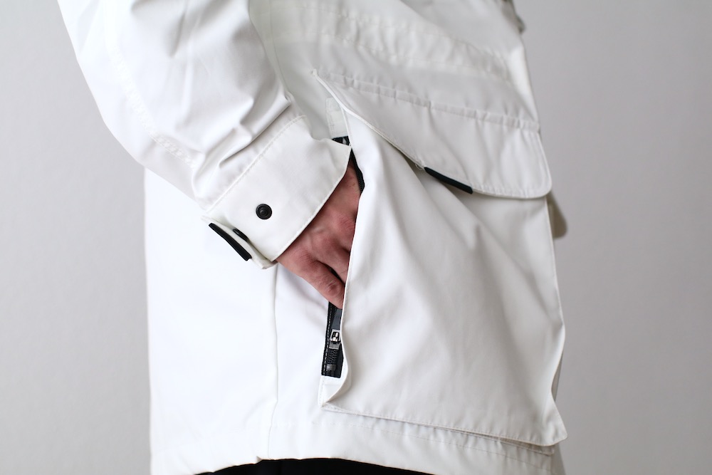 CANADA GOOSE (カナダグース) “Science Research Jacket | CANADA