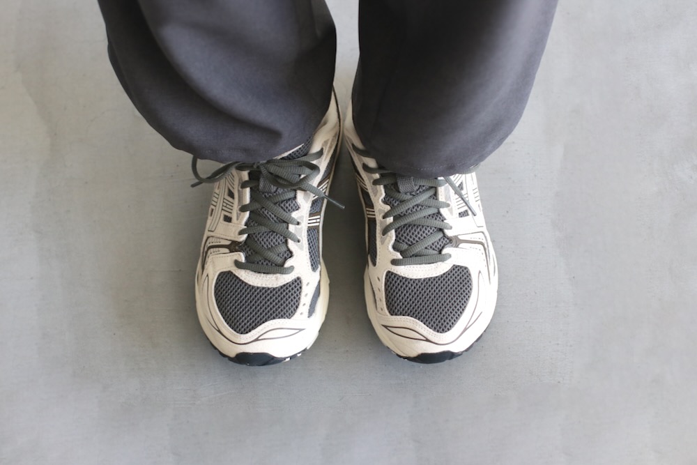 ASICS (アシックス) 