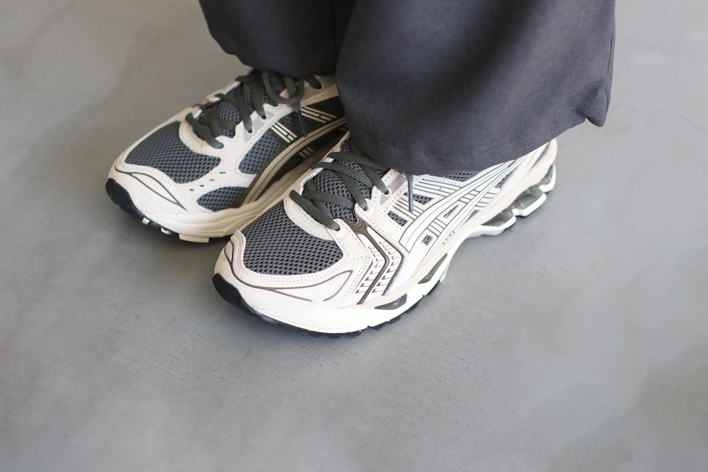 ASICS (å) "GEL-KAYANO 14 TRUFFLE GREY / OATMEAL"