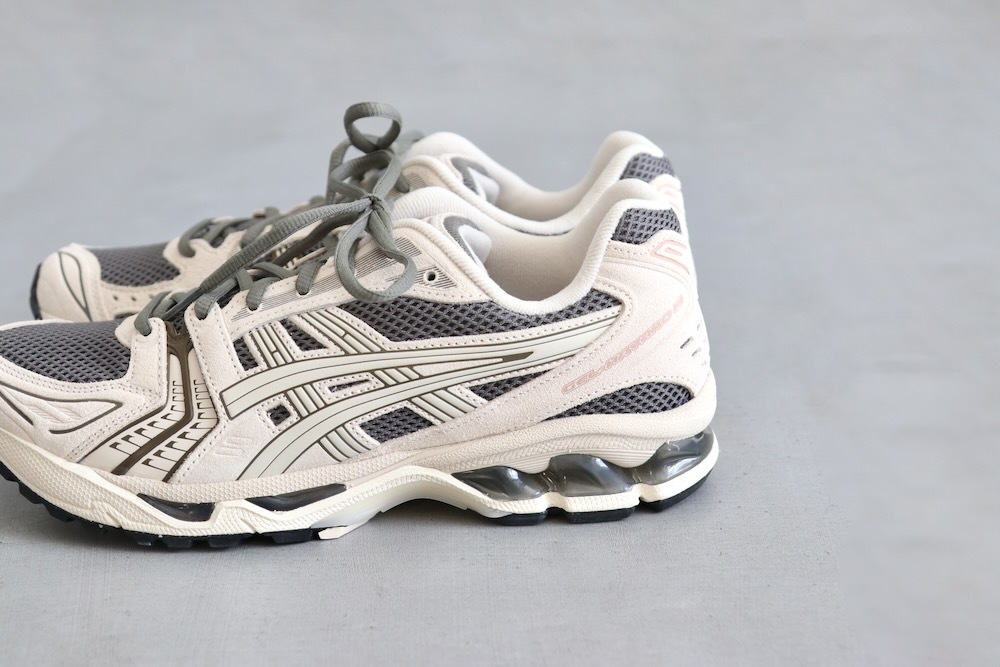 ASICS (å) "GEL-KAYANO 14 TRUFFLE GREY / OATMEAL"