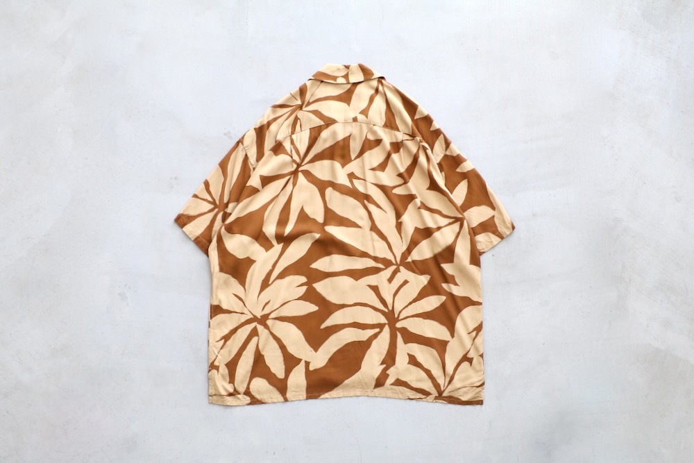 ts(s) (�ƥ�����������) "Open Collar Short Sleeve Shirt -Leaf Print Viscose Cloth-"
