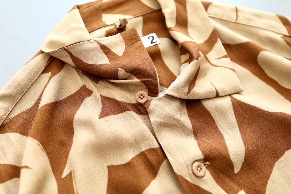 ts(s) (�ƥ�����������) "Open Collar Short Sleeve Shirt -Leaf Print Viscose Cloth-"