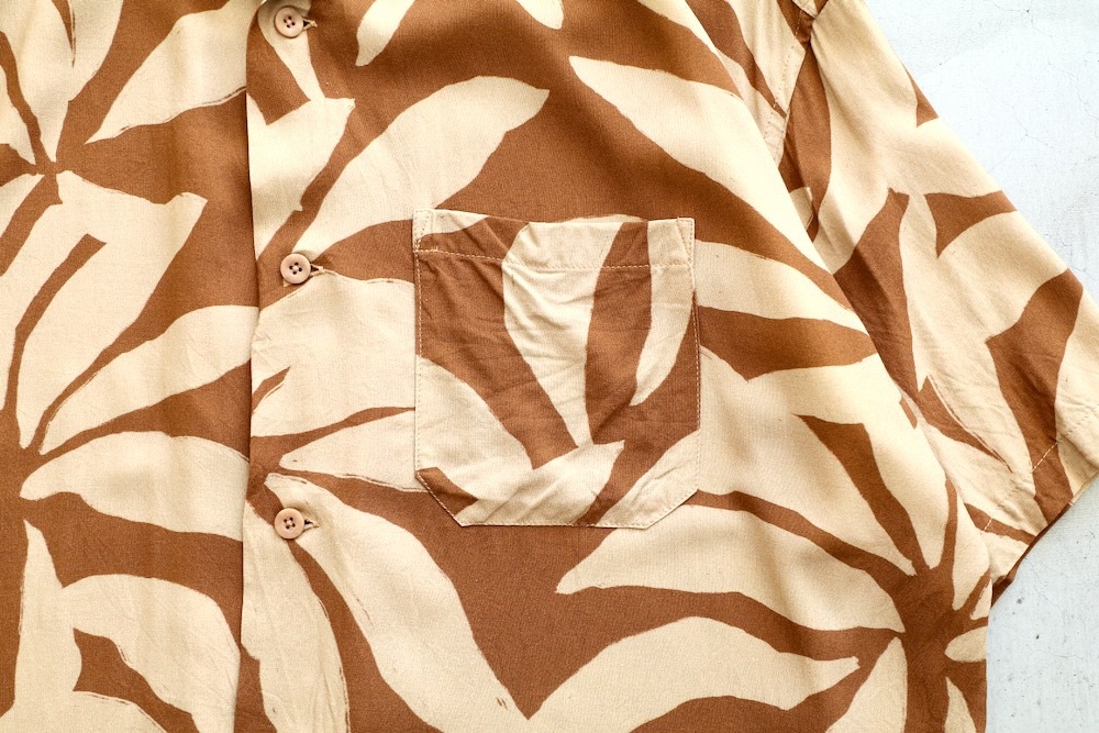 ts(s) (�ƥ�����������) "Open Collar Short Sleeve Shirt -Leaf Print Viscose Cloth-"