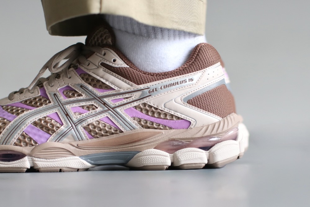 ASICS (�����å���) "GEL-CUMULUS 16"