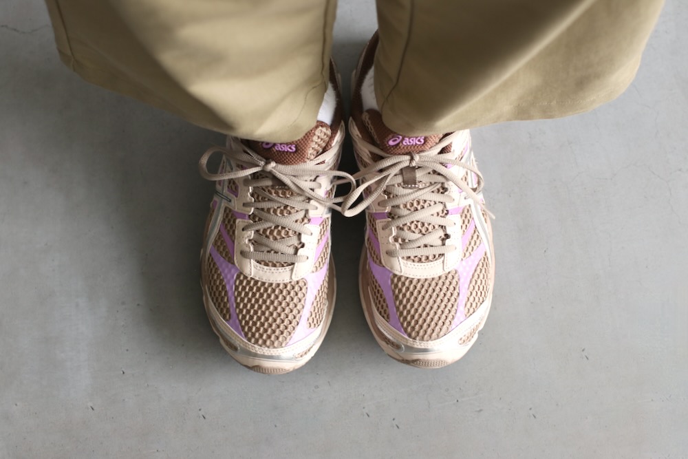 ASICS (�����å���) "GEL-CUMULUS 16"