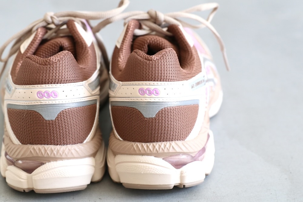 ASICS (�����å���) "GEL-CUMULUS 16"