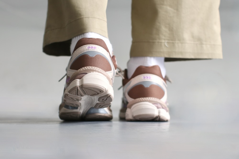 ASICS (�����å���) "GEL-CUMULUS 16"