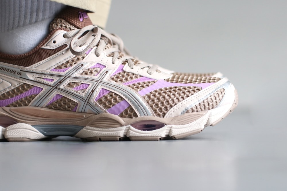 ASICS (�����å���) "GEL-CUMULUS 16"