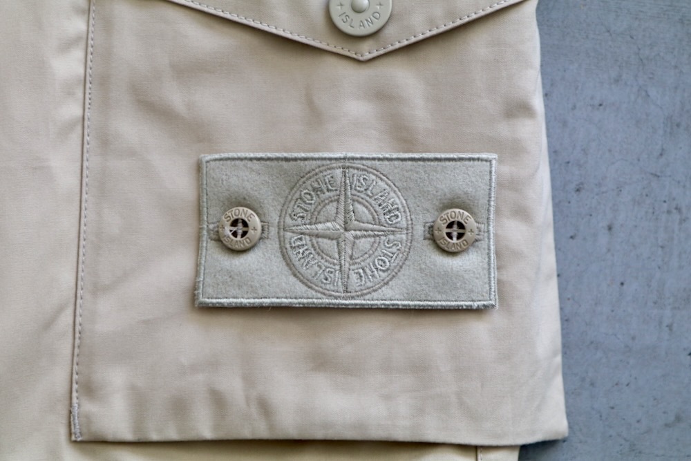 STONE ISLAND(ȡ󥢥 ) "STONE ISLAND GHOST PIECE_O-VENTILE BERMUDA SHORTS"