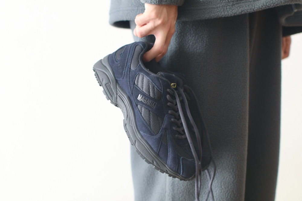 ��limited��FreshService �� Magnum Uniform Service Trainer (�ե�å��奵���ӥ� �� �ޥ��ʥ��˥ե����ॵ���ӥ��ȥ졼�ʡ�) "FreshService_MAGNUM UNIFORM SERVICE TRAINER"