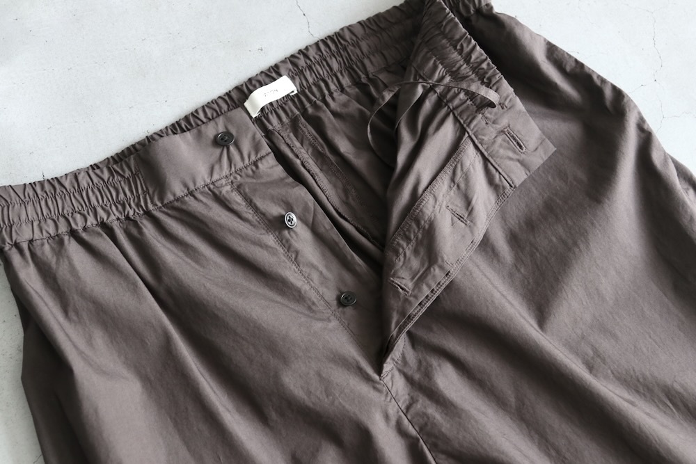 ATON (ȥ) "COTTON LAWN WIDE EASY PANTS"