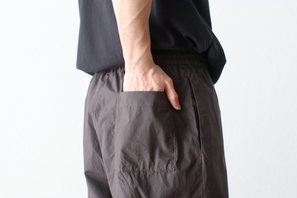 ATON (ȥ) "COTTON LAWN WIDE EASY PANTS"