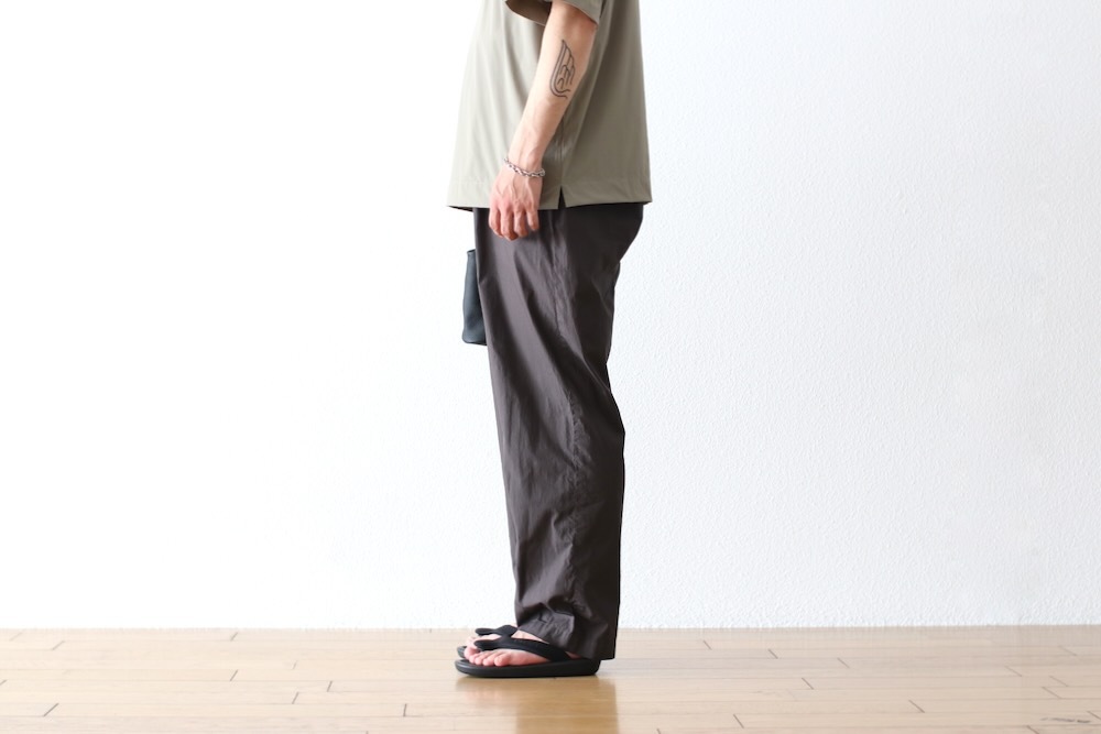 ATON (ȥ) "COTTON LAWN WIDE EASY PANTS"