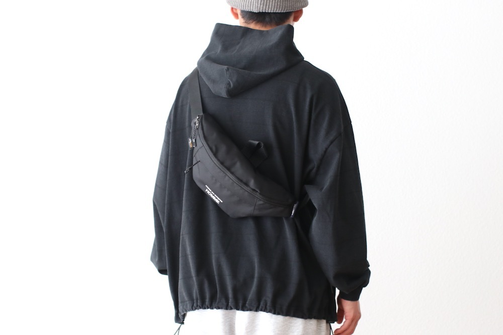 COMME des GARCONS HOMME (���� �� ����륽�󡦥���) "�������ȥХå�"