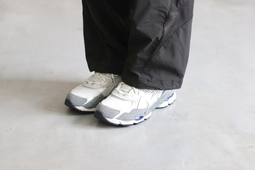 ASICS (å) "GEL-NYC (GLACIER GREY/GRAVELCREAM/PUTTY)"