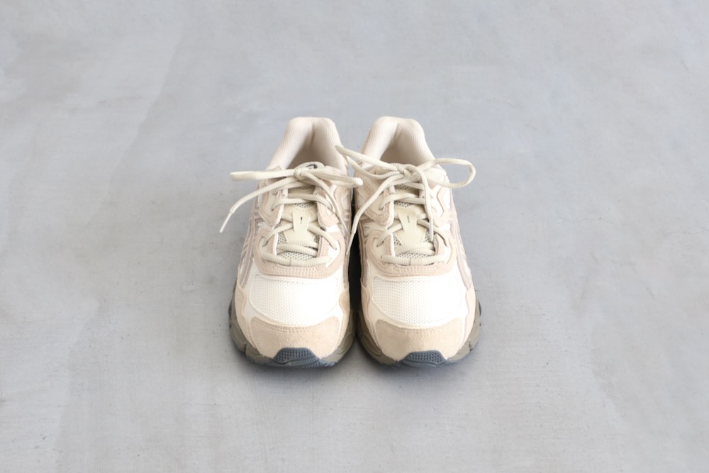 ASICS (å) "GEL-NYC (GLACIER GREY/GRAVELCREAM/PUTTY)"