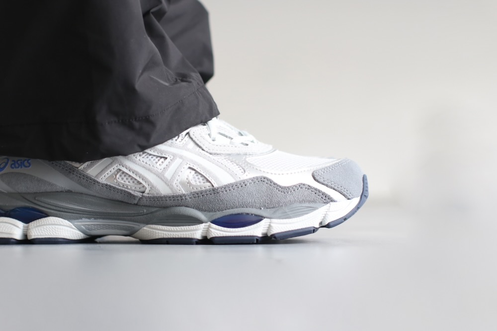 ASICS (å) "GEL-NYC (GLACIER GREY/GRAVELCREAM/PUTTY)"