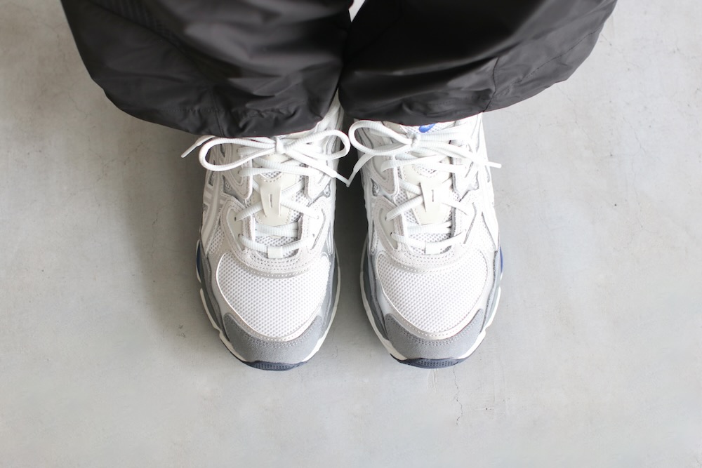 ASICS (å) "GEL-NYC (GLACIER GREY/GRAVELCREAM/PUTTY)"