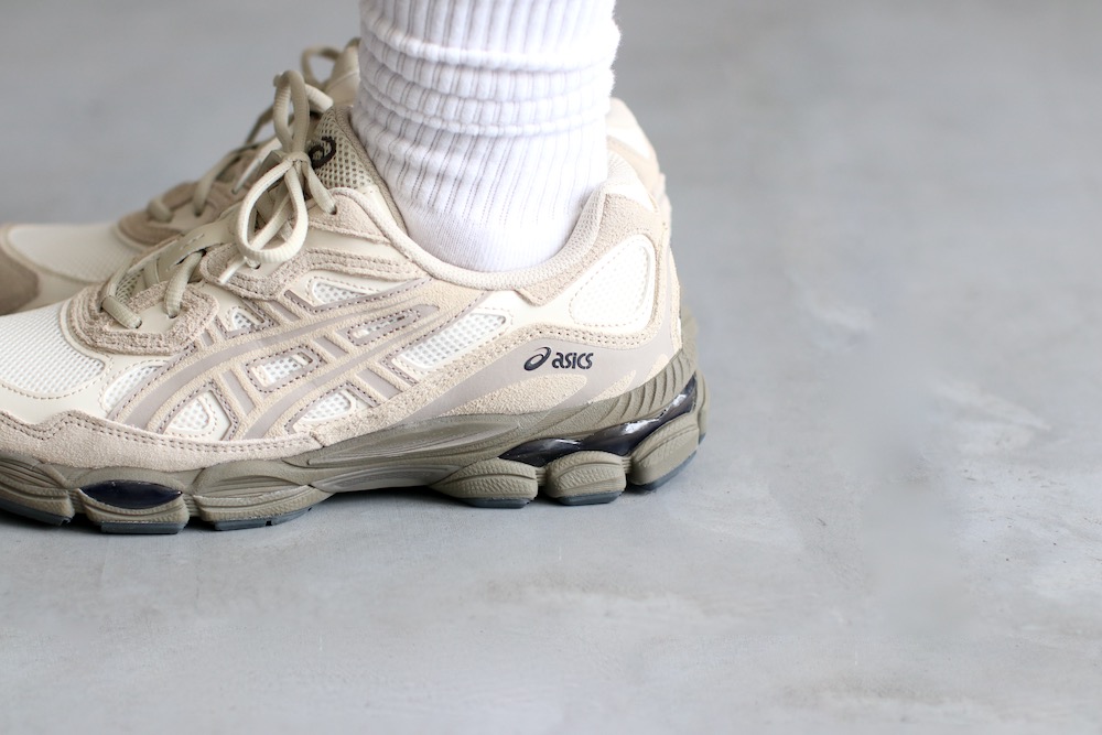 ASICS (å) "GEL-NYC (GLACIER GREY/GRAVELCREAM/PUTTY)"