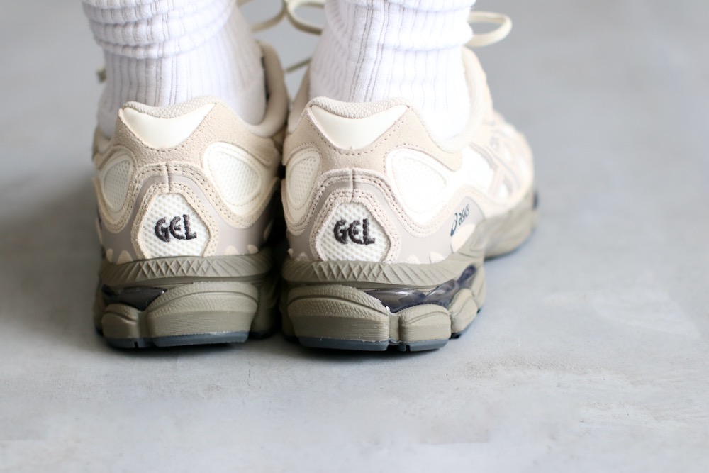 ASICS (å) "GEL-NYC (GLACIER GREY/GRAVELCREAM/PUTTY)"