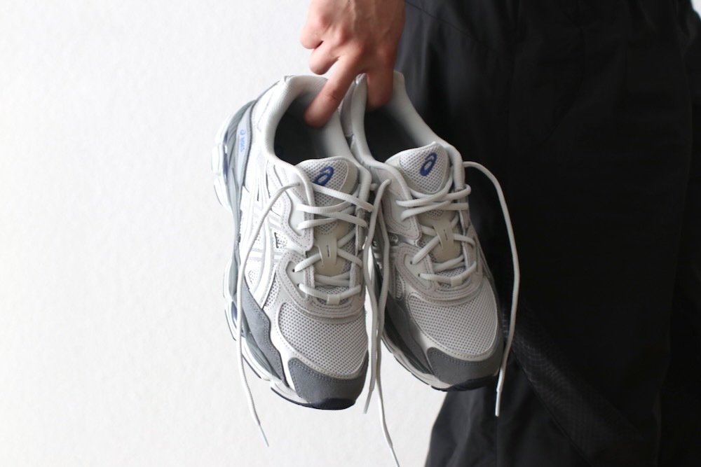 ASICS (å) "GEL-NYC (GLACIER GREY/GRAVELCREAM/PUTTY)"