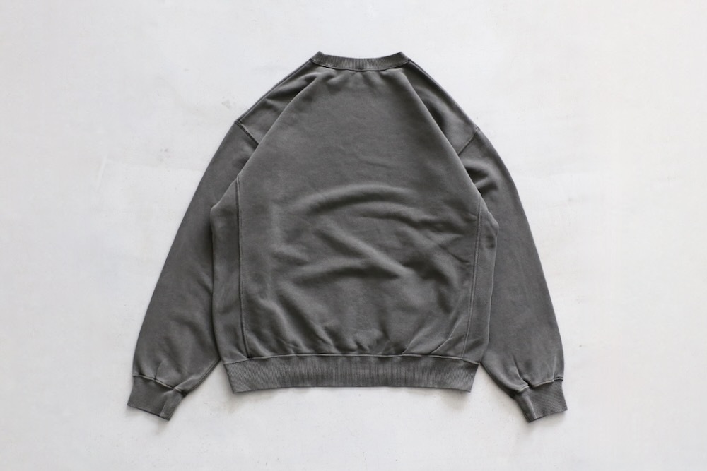 EVCON (���ӥ���) "PIGMENT CREW NECK SWEAT"