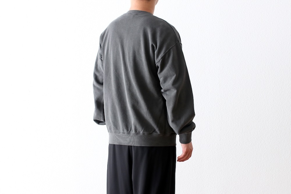 EVCON (���ӥ���) "PIGMENT CREW NECK SWEAT"