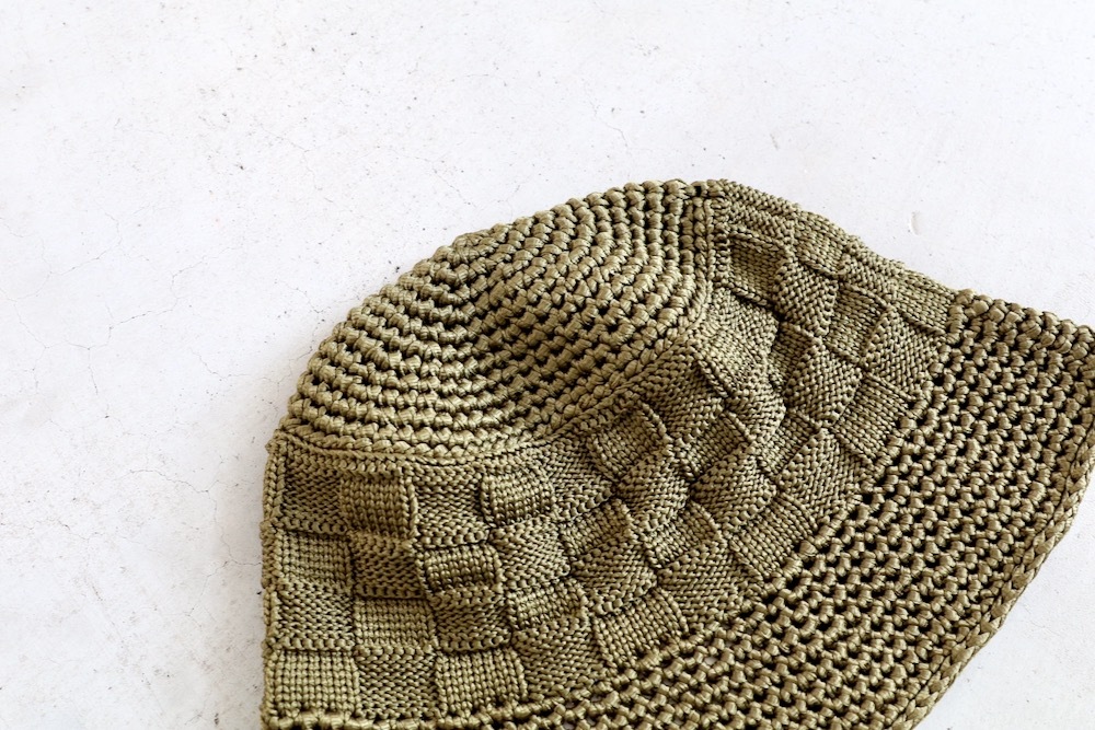 KIJIMA TAKAYUKI(������ �����業) "POLY KNIT BUCKET HAT (CHECKERBOAD)"