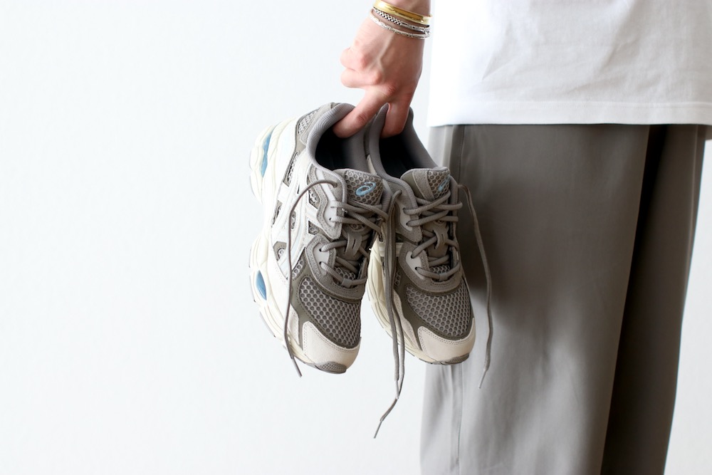 ASICS (å) "GEL-NYC -STEEPLE GREY / CREAM-"