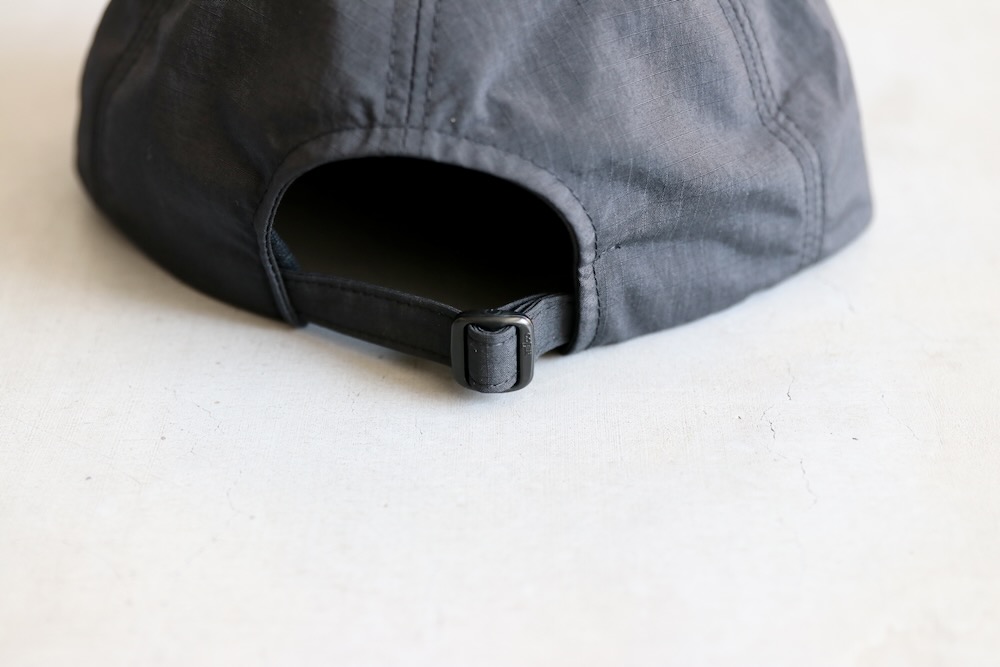 Garbage (٥å) "SOFT BRIM 6 PANEL CAP (SOLID)"