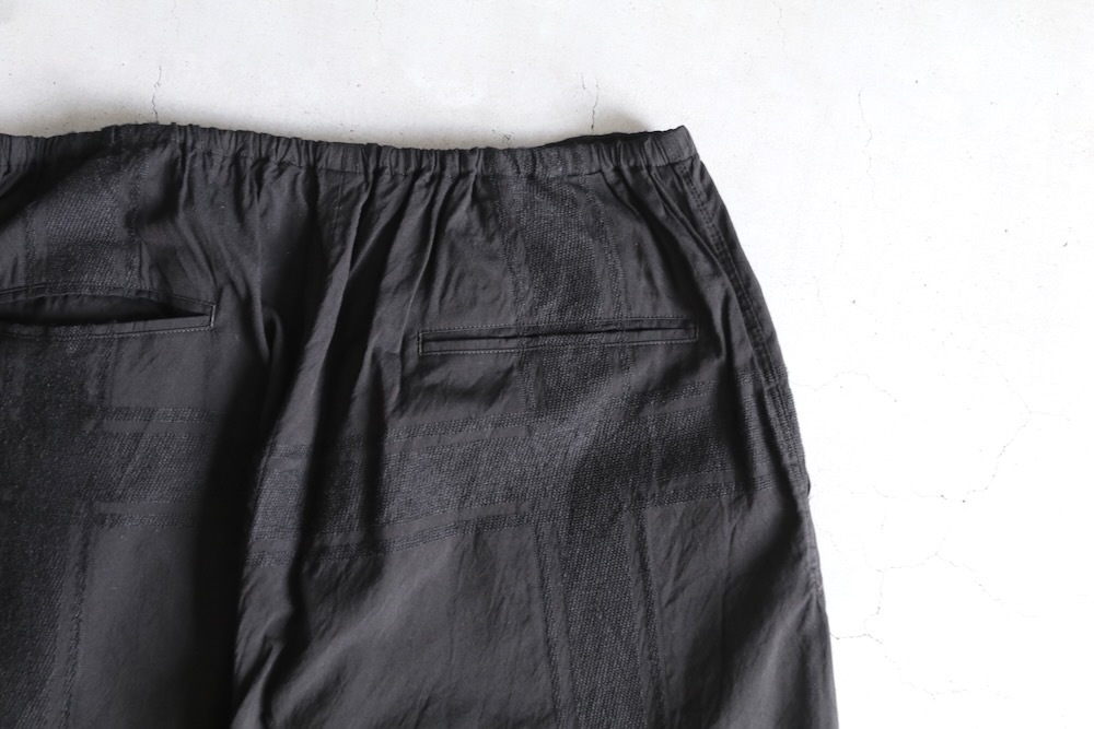 blurhms(�֥顼�ॹ) "Shadow Plaid Side Seamless Slacks"